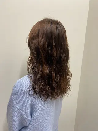 パーマ ミディアムレイヤー/ 艶カラーNorikaのヘアスタイル