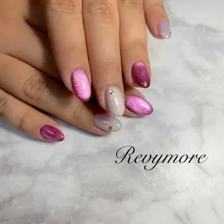 ミディアム ネイル nail salon Revymoreのネイルデザイン