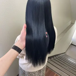 ミディアム カラー パーマ ヘアアレンジ メンズ キッズ ネイル マツエク・マツパ 切りっぱなしヘアボブ ミディアムヘアRYOのヘアスタイル