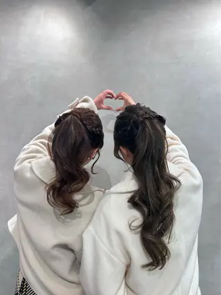 ロング ヘアアレンジ 銀座レイヤーカット ×シースルー前髪のヘアスタイル