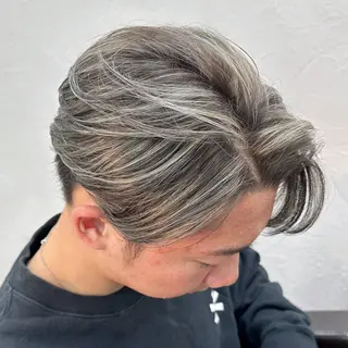 カラー メンズ 三原 友美のヘアスタイル