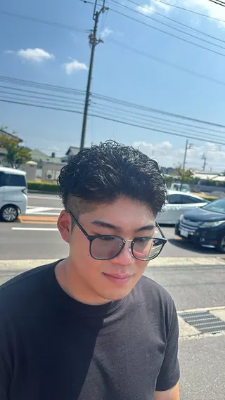 ショート パーマ メンズ 米谷 理玖のヘアスタイル