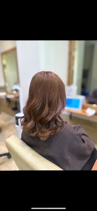 セミロング カラー ブリーチなしカラー RURI🩵のヘアスタイル