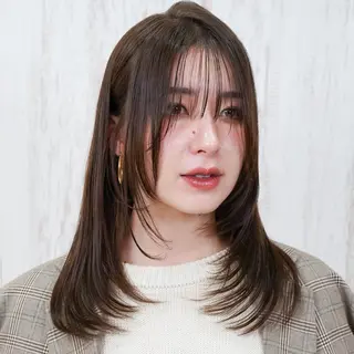 セミロング 🌷レイヤーカット/ 透明感カラー🌷増田のヘアスタイル