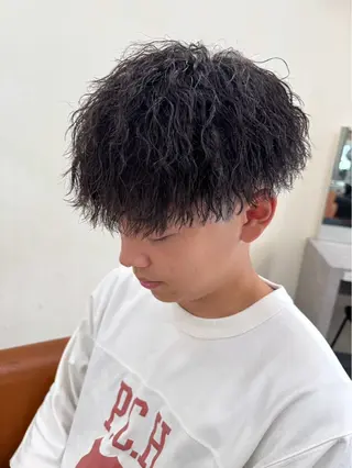 パーマ メンズ 京都駅メンズパーマ /ツイスパ/片山心音のヘアスタイル