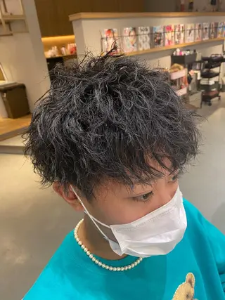 ショート パーマ メンズ 梅田茶屋町メンズ 専門美容師 山元一平のヘアスタイル