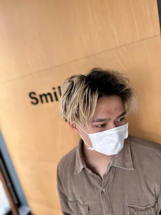 ショート メンズ フェードとパーマ特化 小池 魔裟斗のヘアスタイル