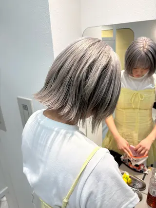 ショート カラー 🦋YUI 髪質改善 ブリーチ　着付け🦋のヘアスタイル