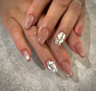 ネイル 三味 夏生のネイルデザイン