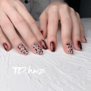 セミロング めぐみのネイルサロン スタッフ練習のネイルデザイン