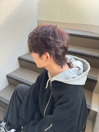 メンズ メンズ特化シャドウパ ーマラウンドマッシュのヘアスタイル