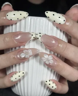 ネイル Lyna 池袋のネイルデザイン