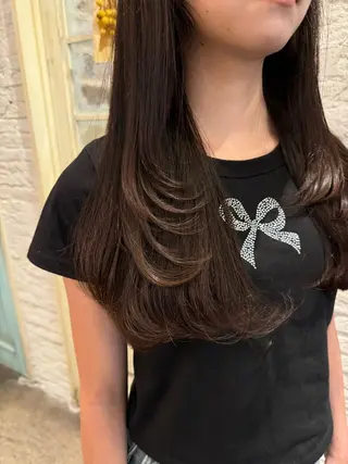 ロング 小村 理音のヘアスタイル