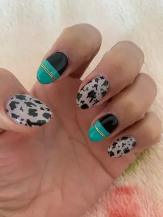 ネイル Y&A nail🌈のネイルデザイン