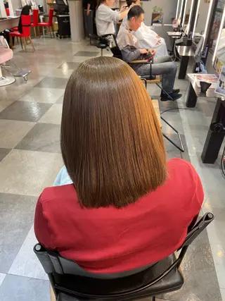 ミディアム wakaba つるりんちょ。艶髪のヘアスタイル