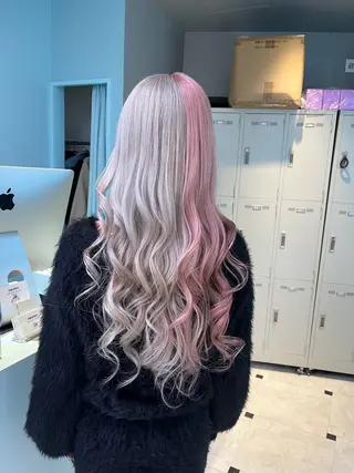 ロング カラー ブリーチカラー 🩵MIZUKIのヘアスタイル