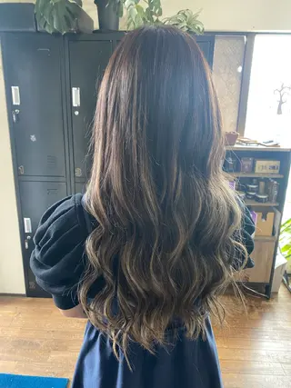ロング 吉川 眞之亮のヘアスタイル