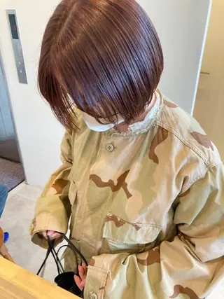ショート ✨色持ちの良い艶 カラー✨蟹江真世のヘアスタイル