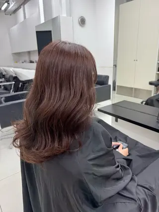 ロング カラー ブリーチカラー 安田海音のヘアスタイル
