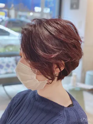 ショート 馬場智哉 白髪ぼかしハイライトのヘアスタイル