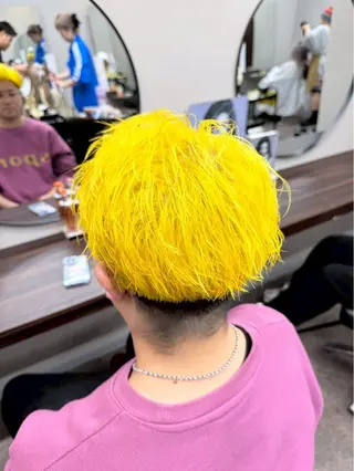 カラー 一宮 淚のヘアスタイル