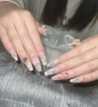 ネイル Lee Nailsのネイルデザイン