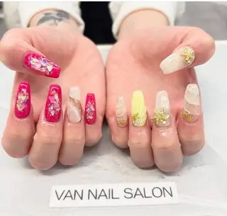 ネイル Van Nail Salonのネイルデザイン