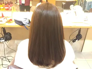 セミロング 加藤 綾華のヘアスタイル