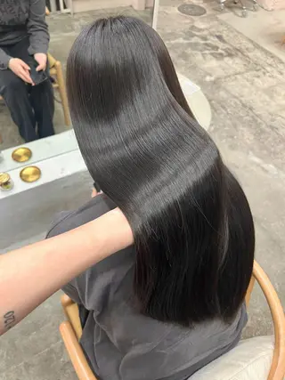 ロング カラー 透明感，髪質改善の プロ☝🏻前田俊樹✨のヘアスタイル