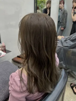 ミディアム カラー 川口開世 short cutのヘアスタイル