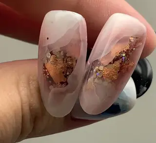 セミロング T&D NailSalonのネイルデザイン