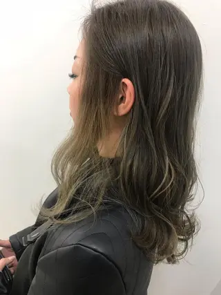 セミロング カラー ヘアアレンジ Rayt hair レイトヘアーのヘアスタイル
