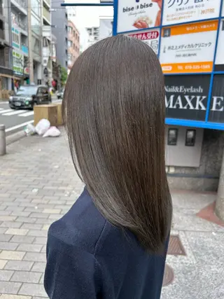 ミディアム カラー 瀬川 夏緒のヘアスタイル