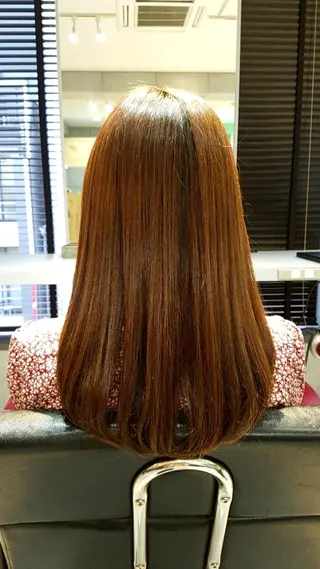 ミディアム newi WASHIOのヘアスタイル