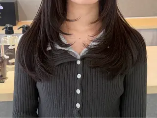 セミロング nito misakiのヘアスタイル