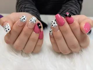 ネイル Yuna NAILSのネイルデザイン