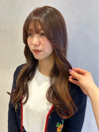 ロング カラー レイヤー/インナー カラー🦋ルイのヘアスタイル