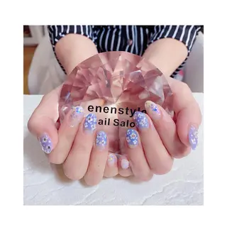 ミディアム ネイル 👑enen style👑のネイルデザイン