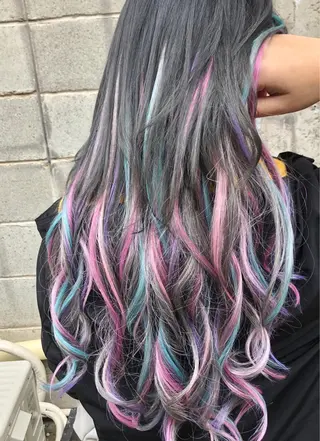 カラー ダブルスキルエクステ /羽エクステ白石宇由のヘアスタイル