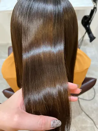 セミロング 【髪質改善 艶髪】 布川 莉穂のヘアスタイル