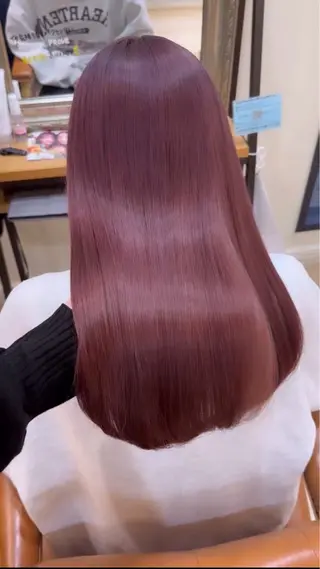 ロング カラー 堀川 希歩のヘアスタイル