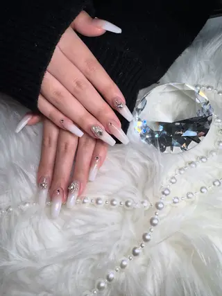 ネイル ꕤ︎︎牧野 麻衣ꕤ︎︎のネイルデザイン