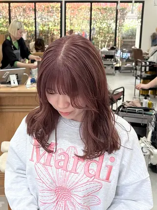 ミディアム カラー ヘアアレンジ ハル🌸柔色/ ブリーチなし/艶髪のヘアスタイル