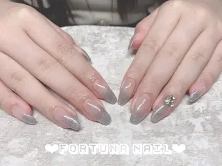 ネイル Nail •Head スパFortunaのネイルデザイン