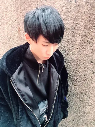 ショート カラー パーマ ヘアアレンジ メンズ ちこ .のヘアスタイル