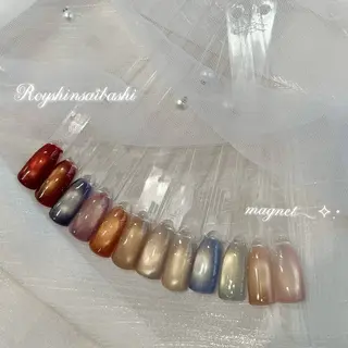 ネイル Roy心斎橋 ISHIKAWAのネイルデザイン