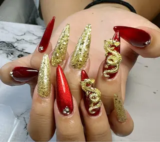 ネイル 新山 聖のネイルデザイン