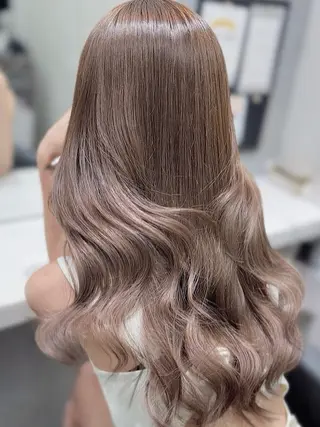 ロング カラー ヘアサロンelyts 表参道店のヘアスタイル