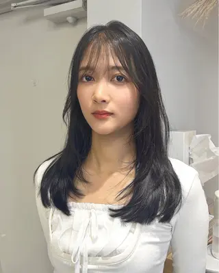 セミロング カラー 韓国ヘア×レイヤー カット/上田丈也のヘアスタイル