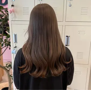 ロング カラー ミルキーな暖色 🩰 girly ♡ ノアのヘアスタイル
